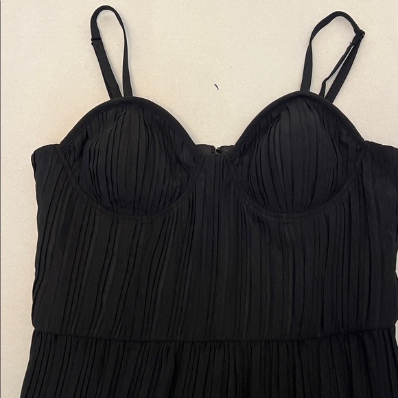 DKNY BLACK PLEATED BUSTIER STYLE TOP MIDI DRESS SIZE 10 - Picture 4 of 16